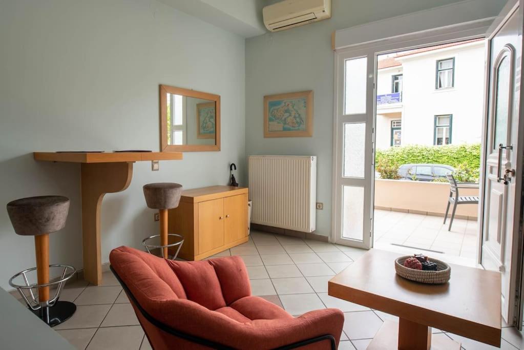 Art Of Urban Hospitality! Apartamento Mytilíni Exterior foto